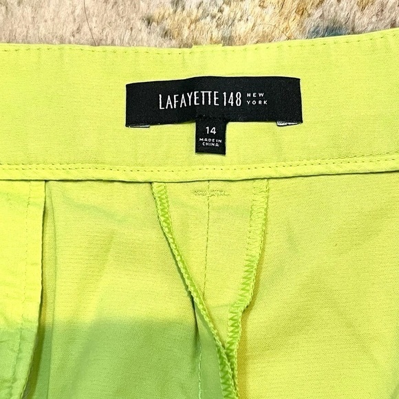 💚Layfayette 148, New York, Luxury Lime Shorts, Ex. Condition,The Gold Standard! - Picture 6 of 8